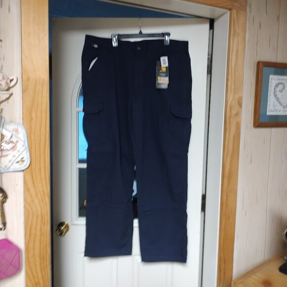 New Carhartt Navy Blue Canvas Cargo Pants Size Men's 42/32 - Picture 1 of 3